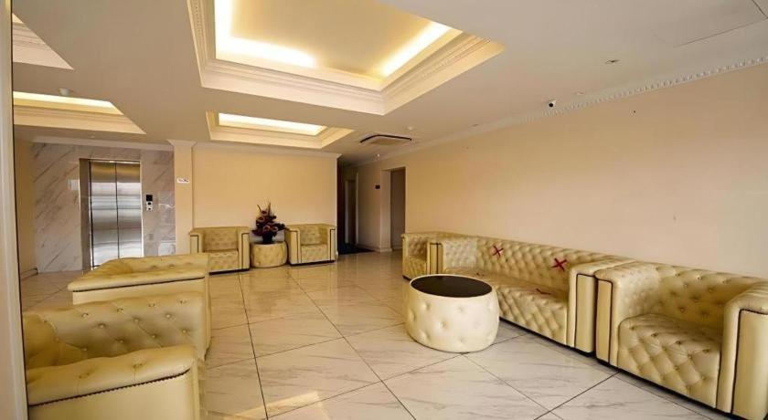 Ritzton Hotel Johor Bahru Exterior photo