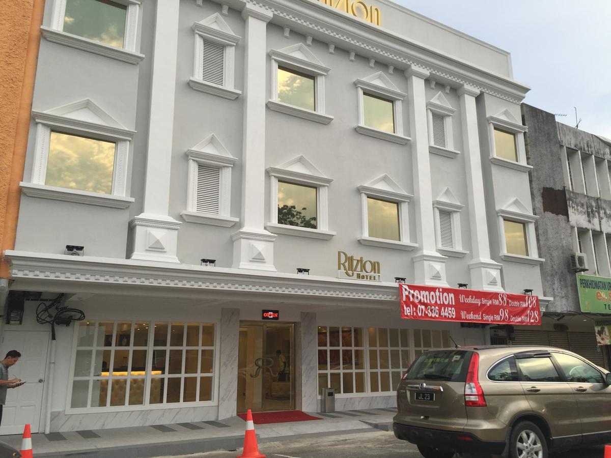 Ritzton Hotel Johor Bahru Exterior photo
