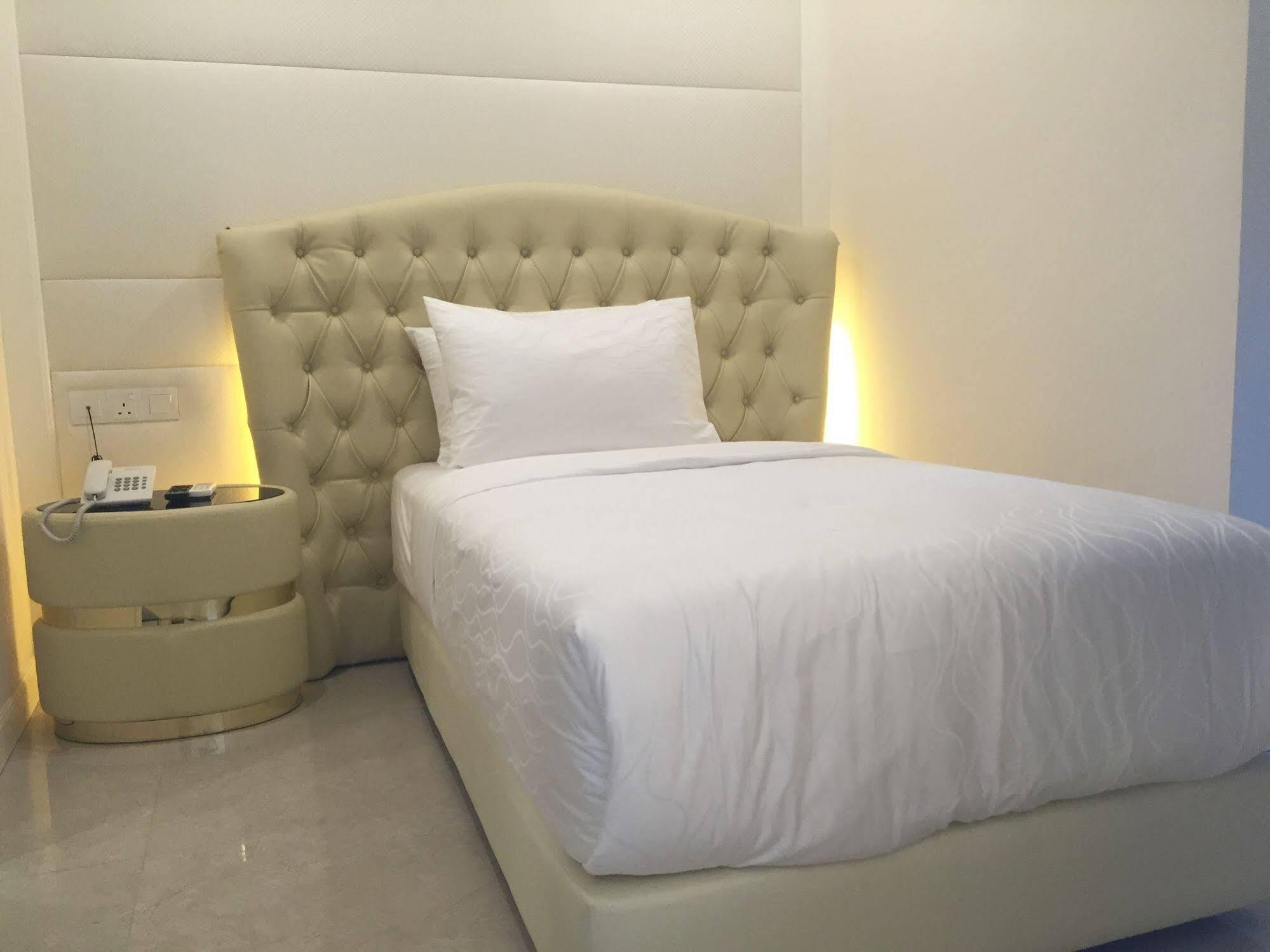 Ritzton Hotel Johor Bahru Exterior photo